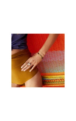 Lien Moise -Hipanema Shop moise caramel 3