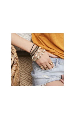 Manchette Samoa -Hipanema Shop samoa black 2